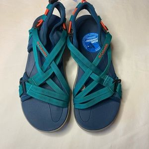 COPY - Columbia sandals NWT
